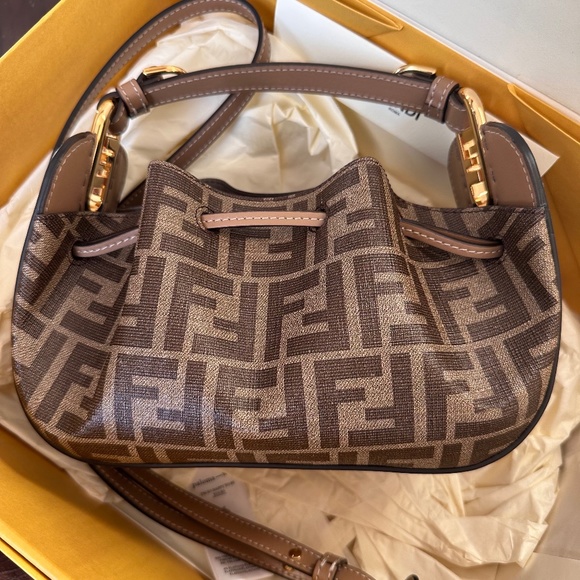 FENDI Pomodorino - Picture 1 of 6